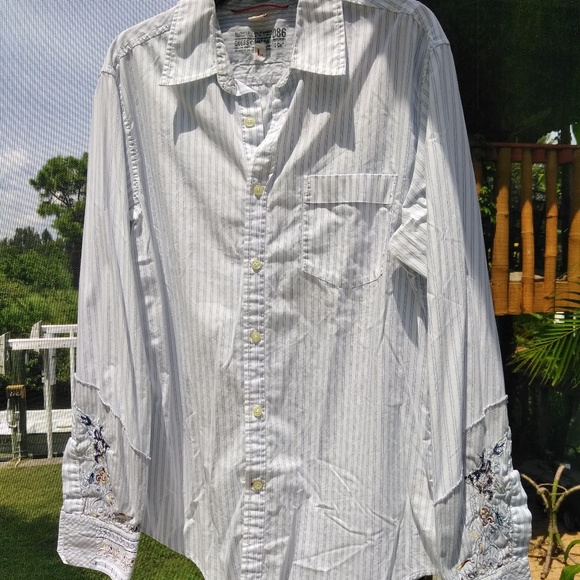 Guess Long Sleeve Blue Stripe Embroidered Casual - Picture 1 of 4